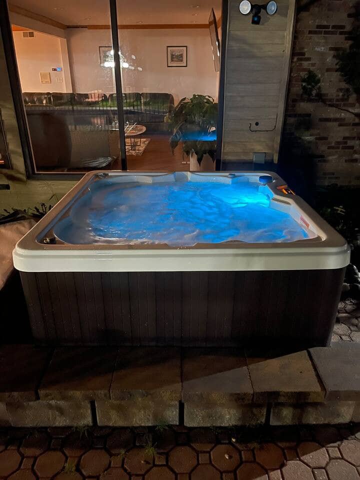 Villa in heart of Poconos-Pool-Hot Tub- Sauna