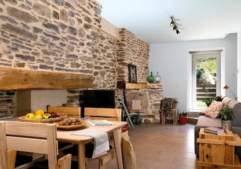 Spacious duplex with private garden and views