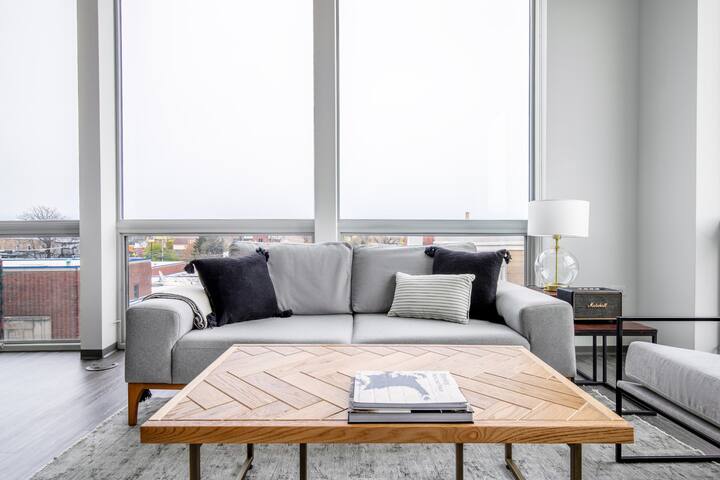 Blueground | Logan Sq, gym, roof, 1 block to L gallery image 3