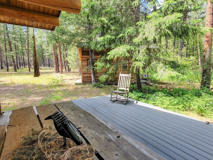 Happy Trails: woodland retreat with sauna and deck - Cabins