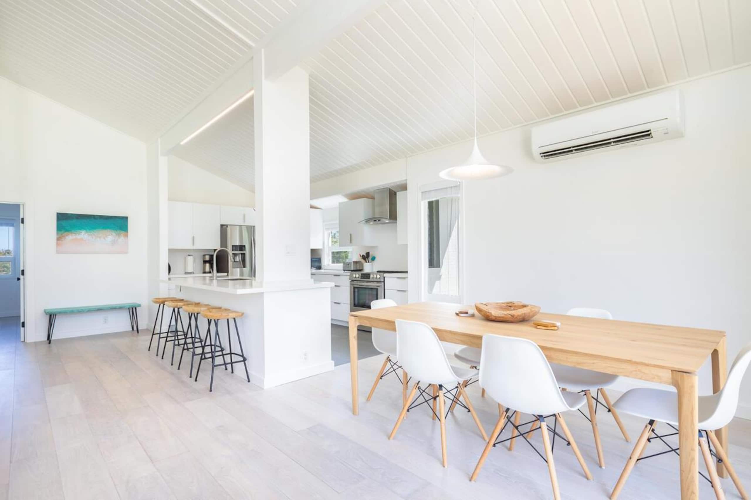 Home in Princeville · ★4.62 · 4 bedrooms · 5 beds · 2.5 shared baths - Image 10