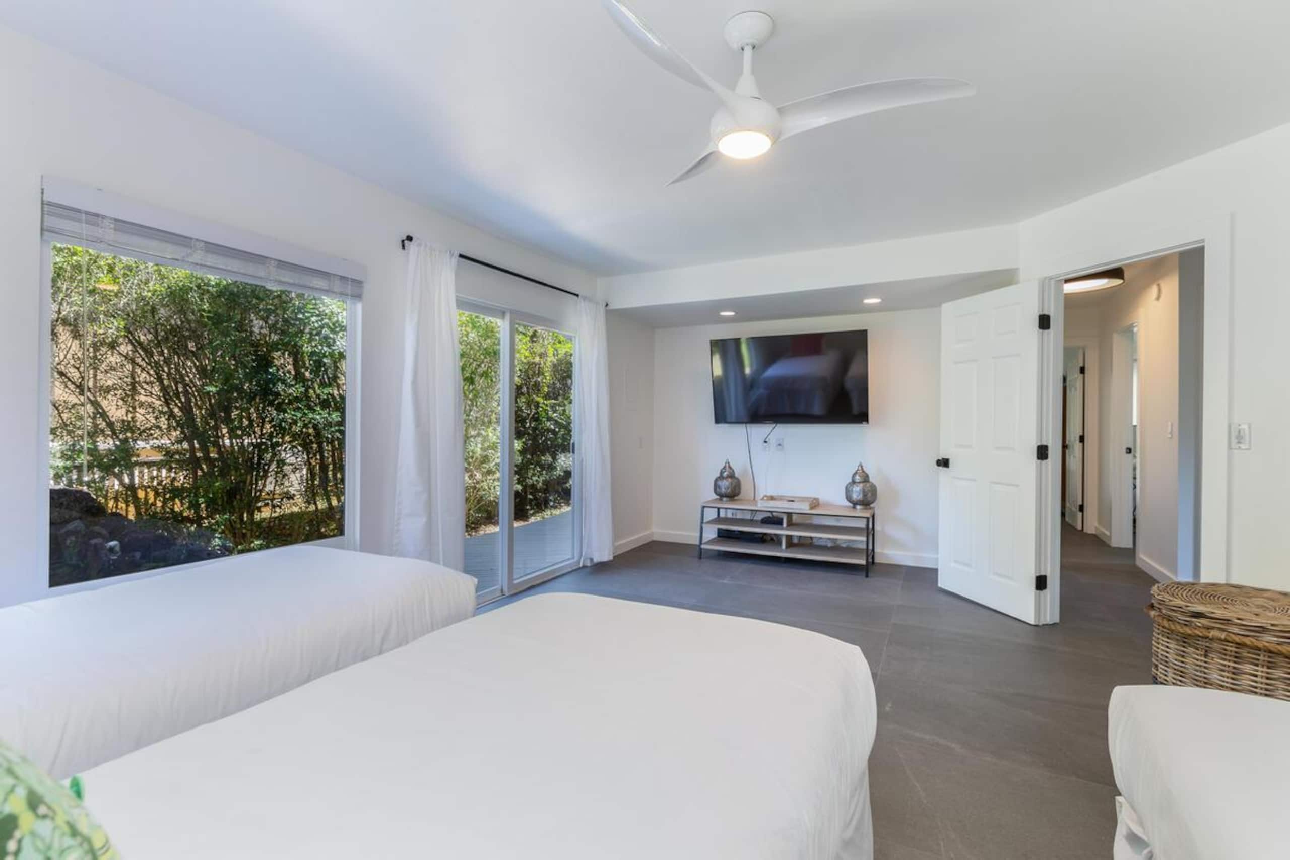 Home in Princeville · ★4.62 · 4 bedrooms · 5 beds · 2.5 shared baths - Image 26