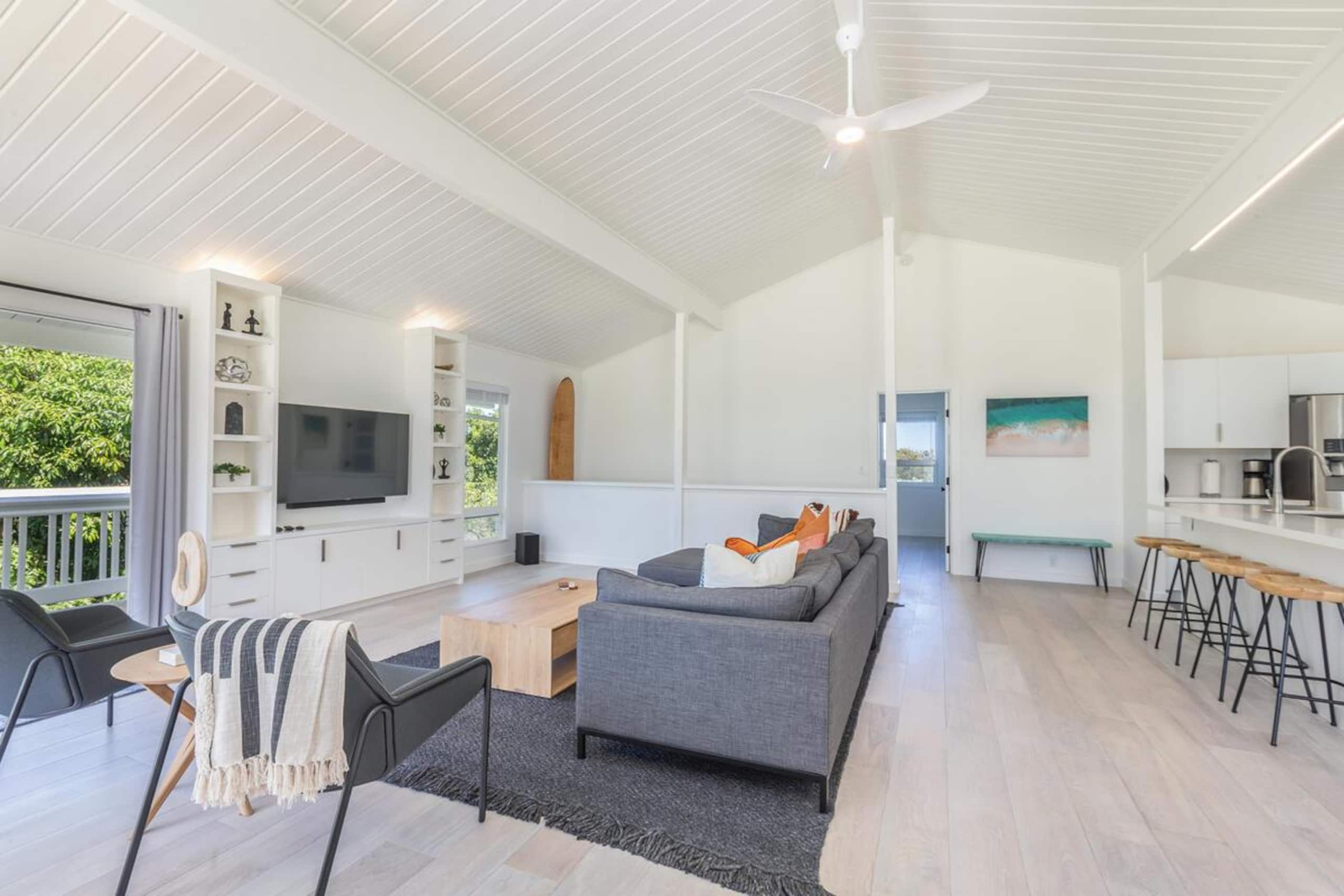 Home in Princeville · ★4.62 · 4 bedrooms · 5 beds · 2.5 shared baths - Image 11