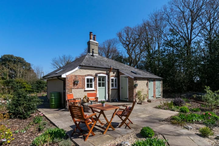 2 Bed In Corton (Oc-vicl) - Lowestoft