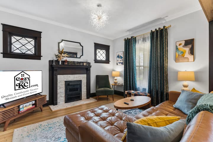 Min Manor - 2 King Beds+2baths + Walk To Westport! - Kansas City, MO