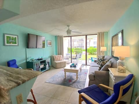 Top performing Airbnb: Coastal Hideaway: 1B/2B Ground Floor Condo in Cape Canaveral