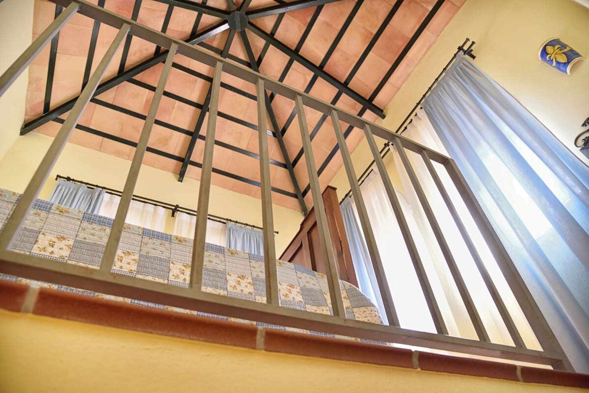 נוף מדרגות הגישה.