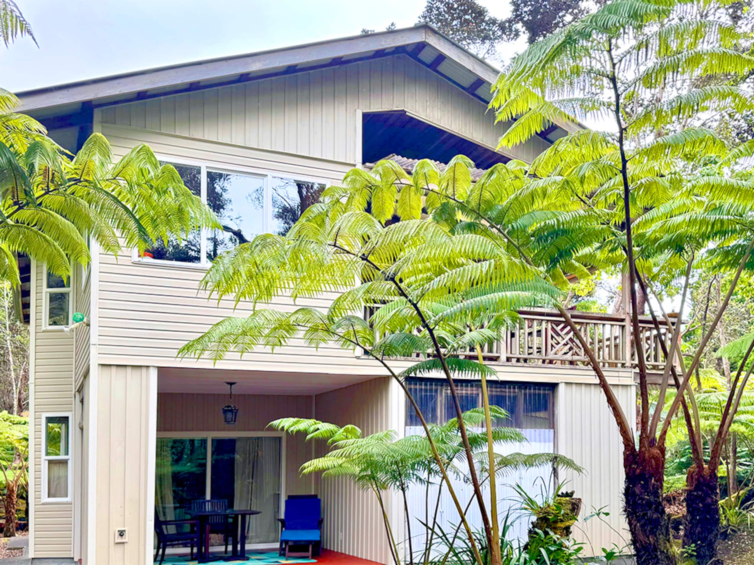 Home in Volcano · ★4.94 · 2 bedrooms · 2 beds · 2 baths - Image 2