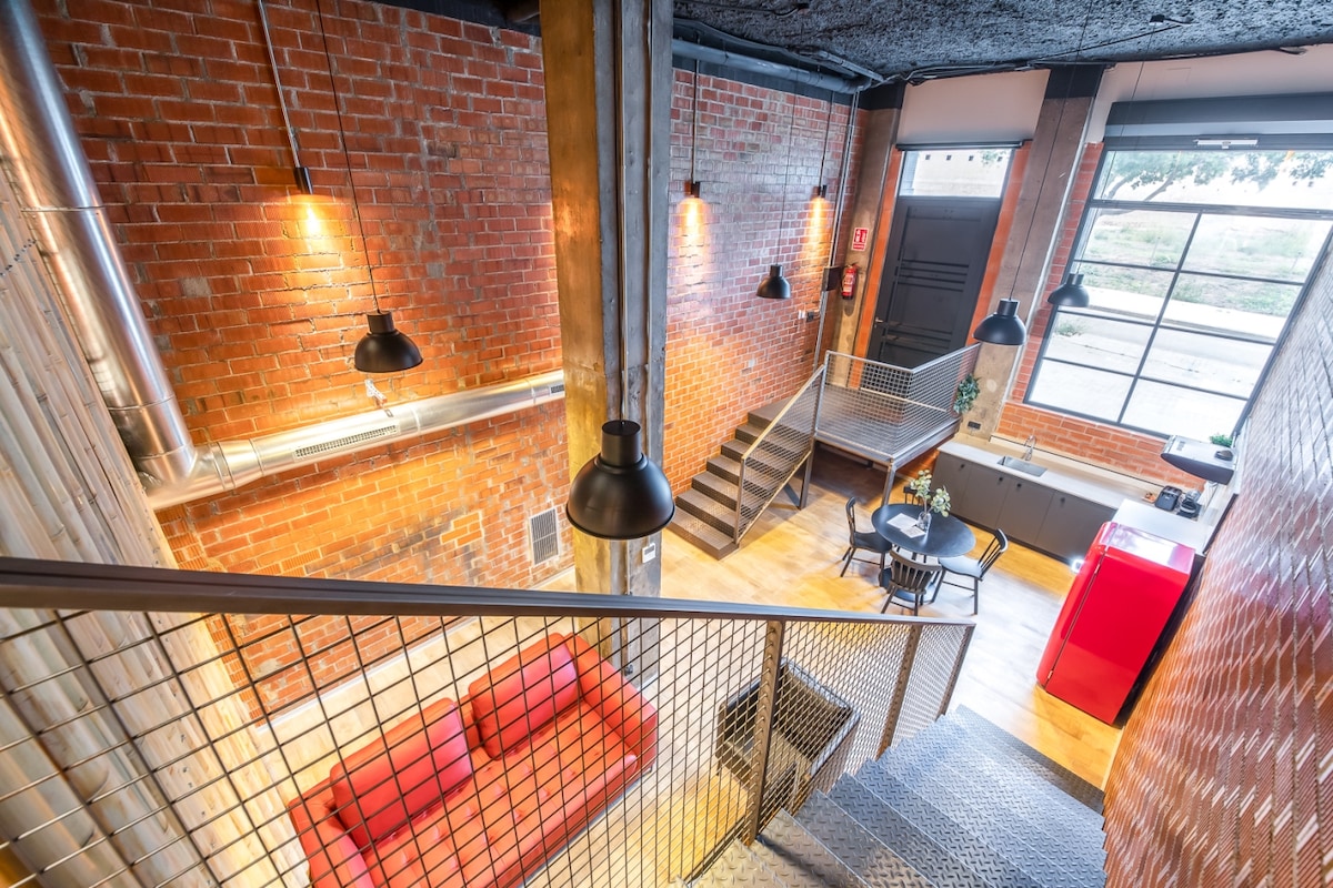 Airbnb con mejor rendimiento: Art Loft 04 'On Stage' in Valencia en Pobles De L'oest