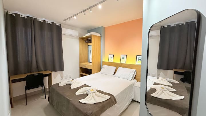 Მთლიანი ოთახის ფოტო