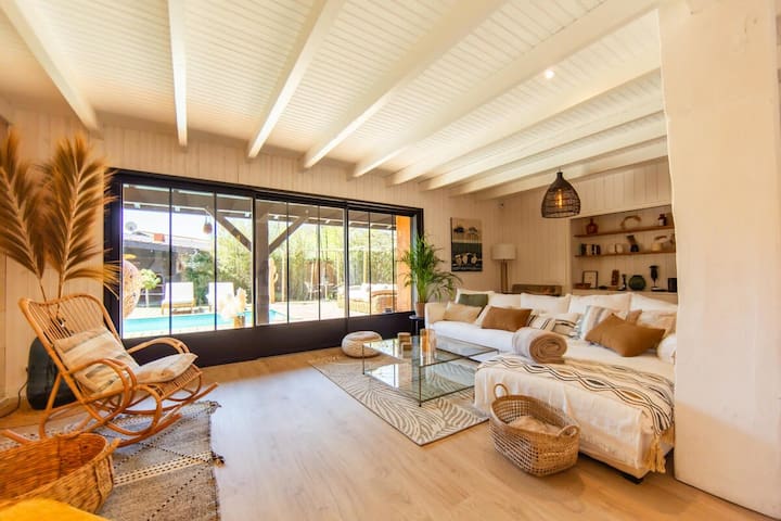 LA CONCIERGERIE DU BASSIN managed Airbnb listing 3