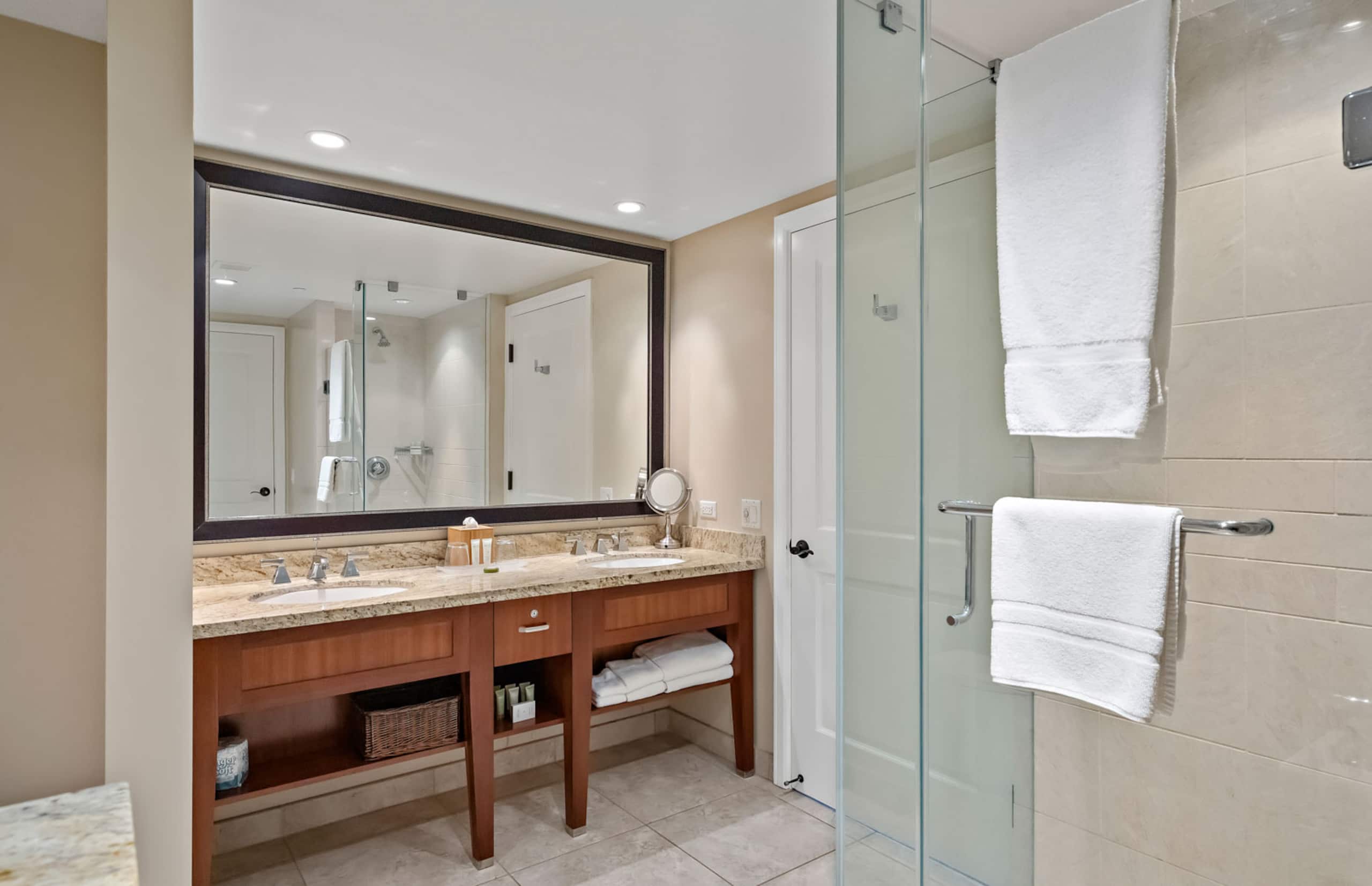 Condo in Lahaina · ★5.0 · 2 bedrooms · 3 beds · 2 baths - Image 24