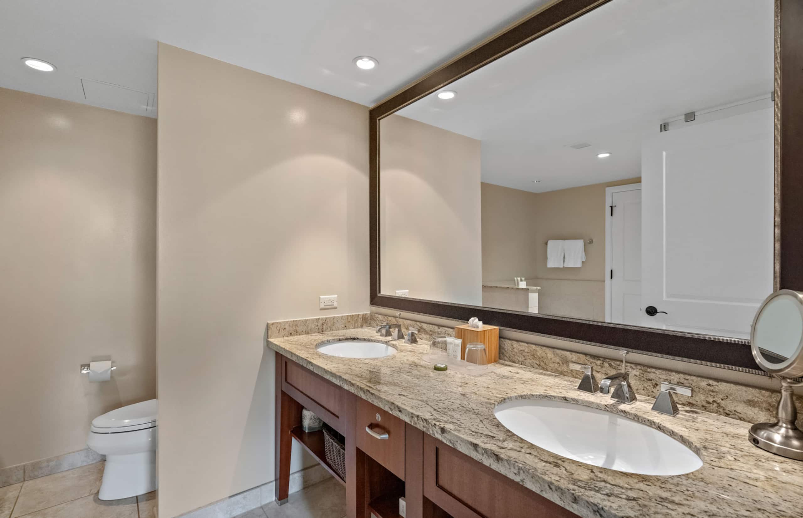 Condo in Lahaina · ★5.0 · 2 bedrooms · 3 beds · 2 baths - Image 22