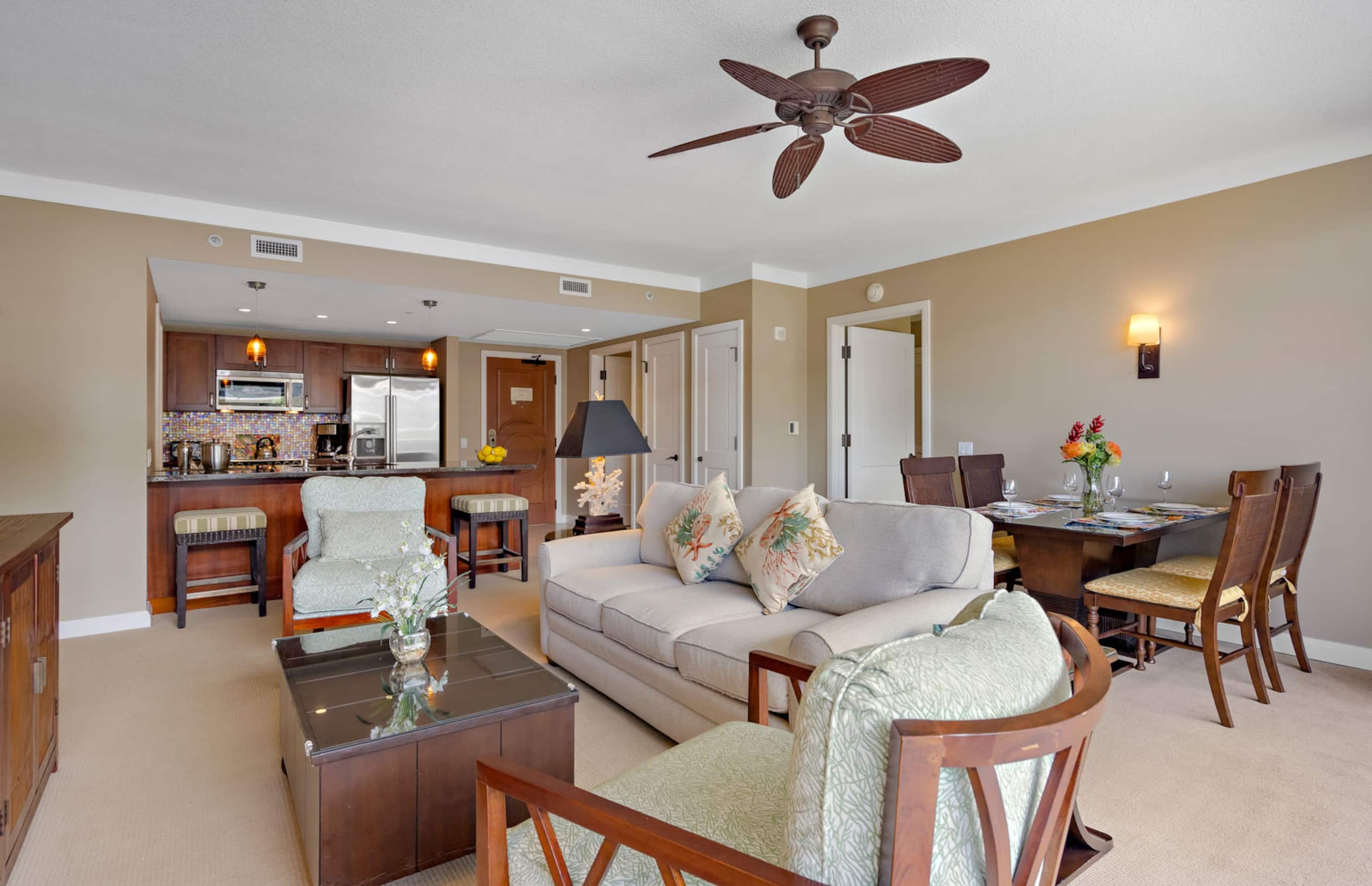 Condo in Lahaina · ★5.0 · 2 bedrooms · 3 beds · 2 baths - Image 11