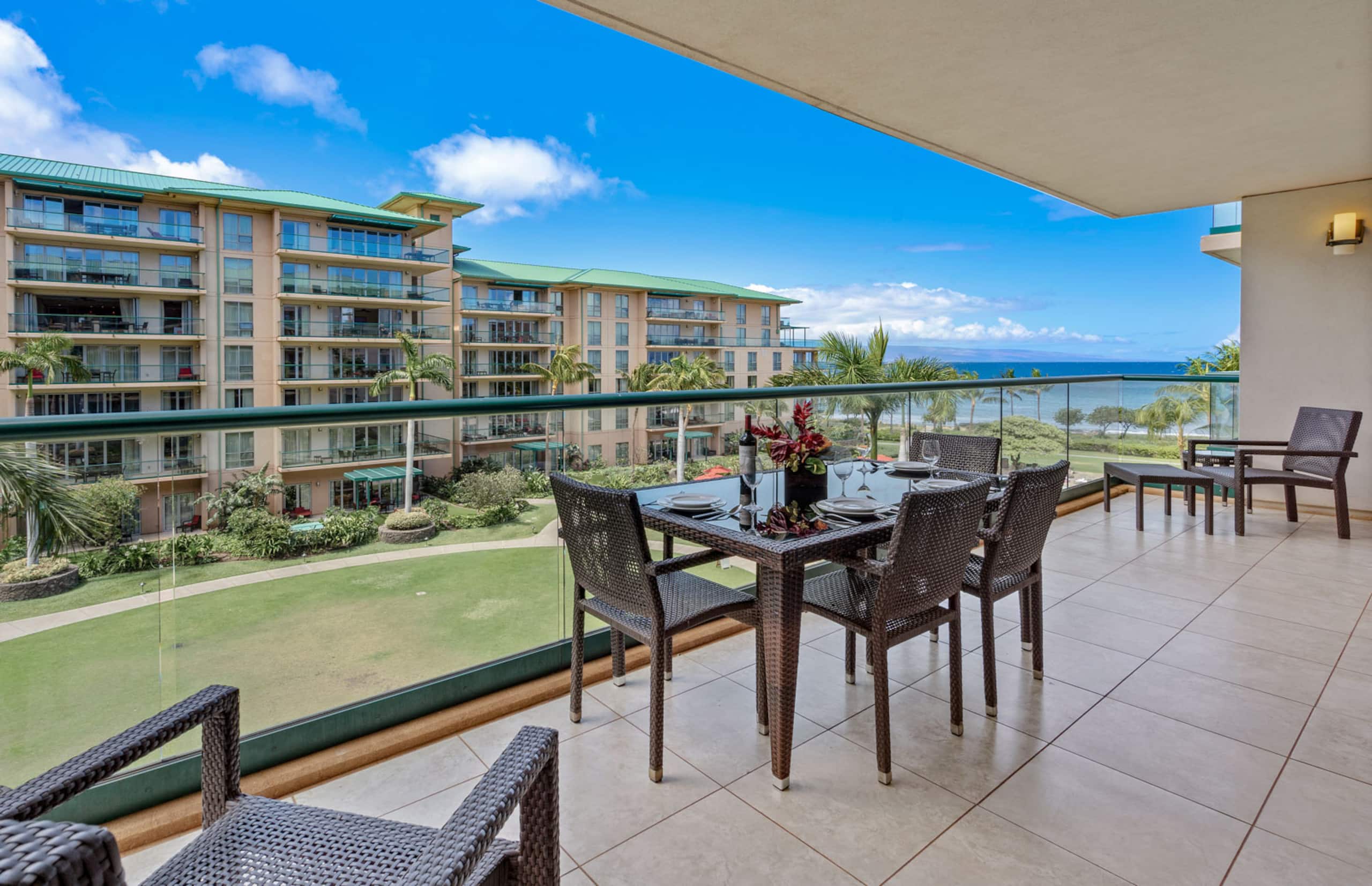 Condo in Lahaina · ★5.0 · 2 bedrooms · 3 beds · 2 baths - Image 15