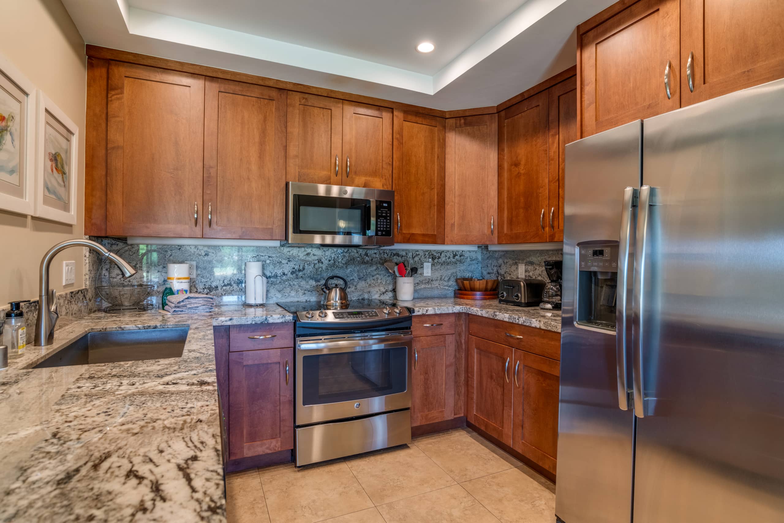 Condo in Lahaina · ★4.77 · 2 bedrooms · 3 beds · 2 shared baths - Image 13
