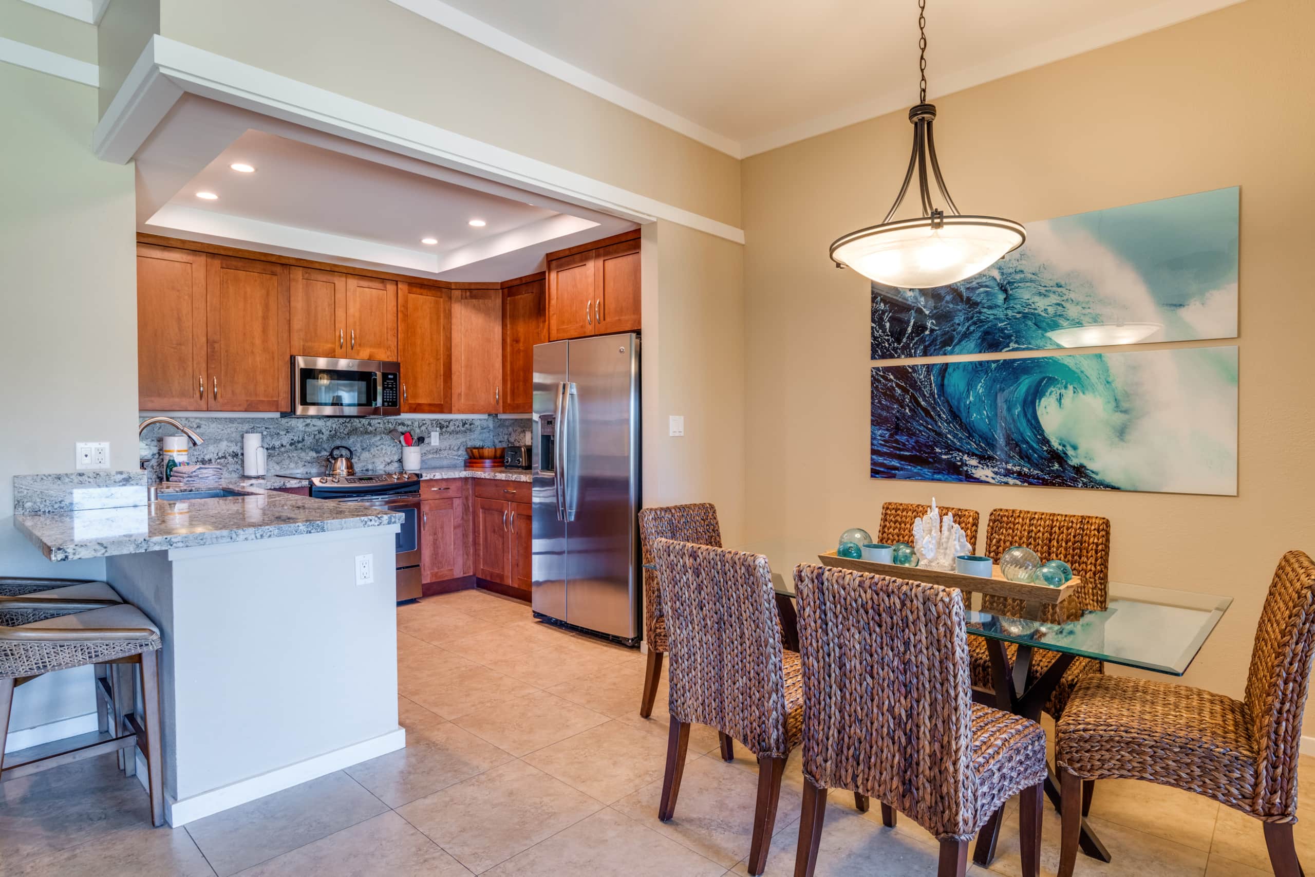 Condo in Lahaina · ★4.77 · 2 bedrooms · 3 beds · 2 shared baths - Image 4