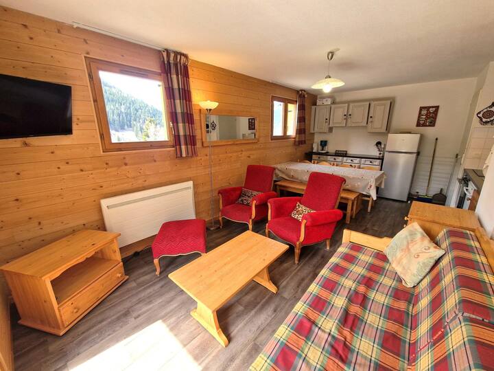 4 Pièces 6/8 Personnes 48 M² - Modane