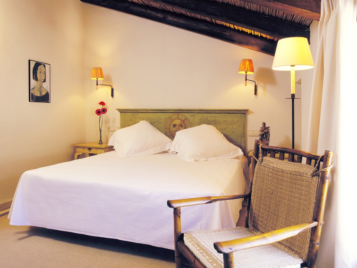 Double Room with Breakfast 5