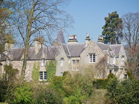 Lochside Garden House - S4484