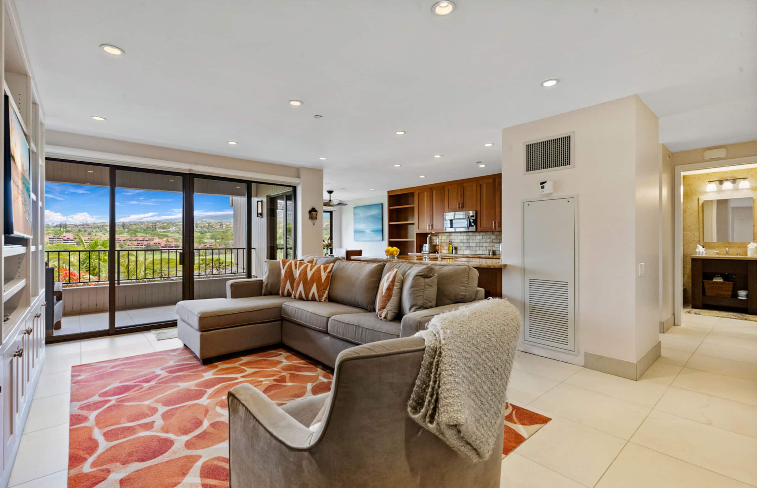 Condo in Lahaina · ★5.0 · 4 bedrooms · 6 beds · 4 baths - Image 31
