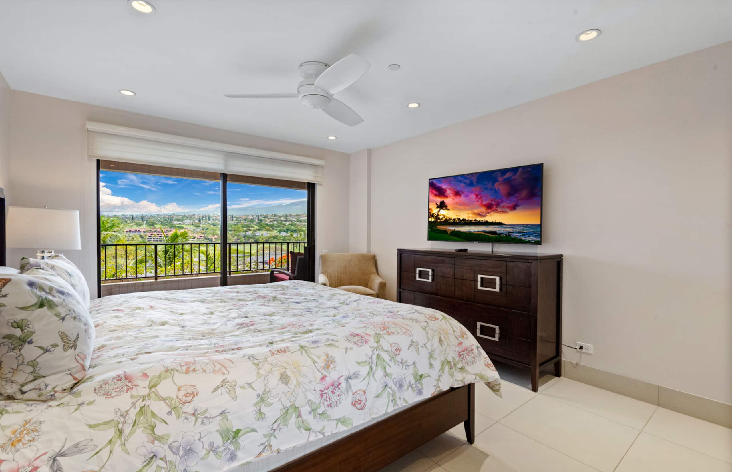 Condo in Lahaina · ★5.0 · 4 bedrooms · 6 beds · 4 baths - Image 45