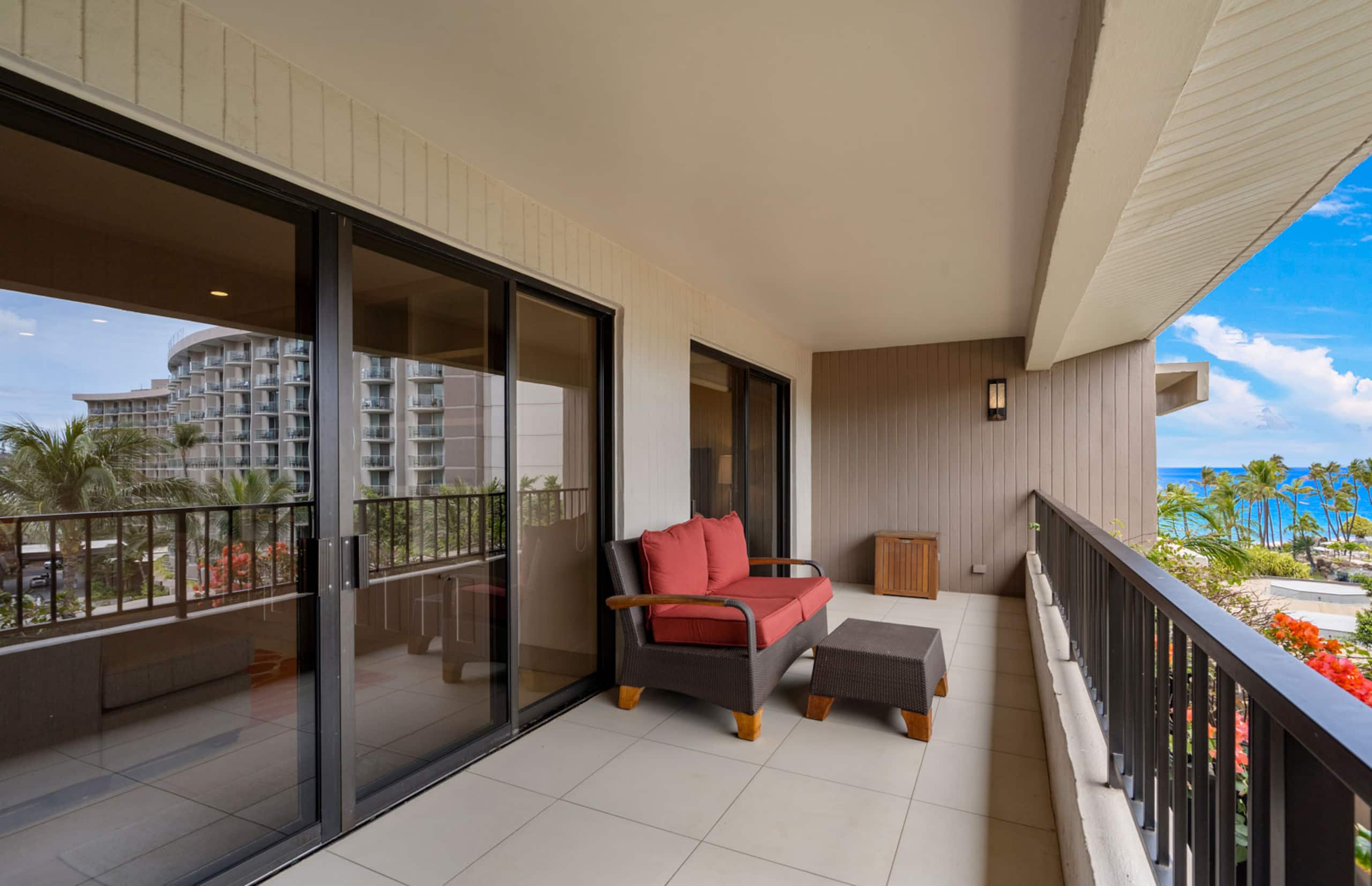 Condo in Lahaina · ★5.0 · 4 bedrooms · 6 beds · 4 baths - Image 42