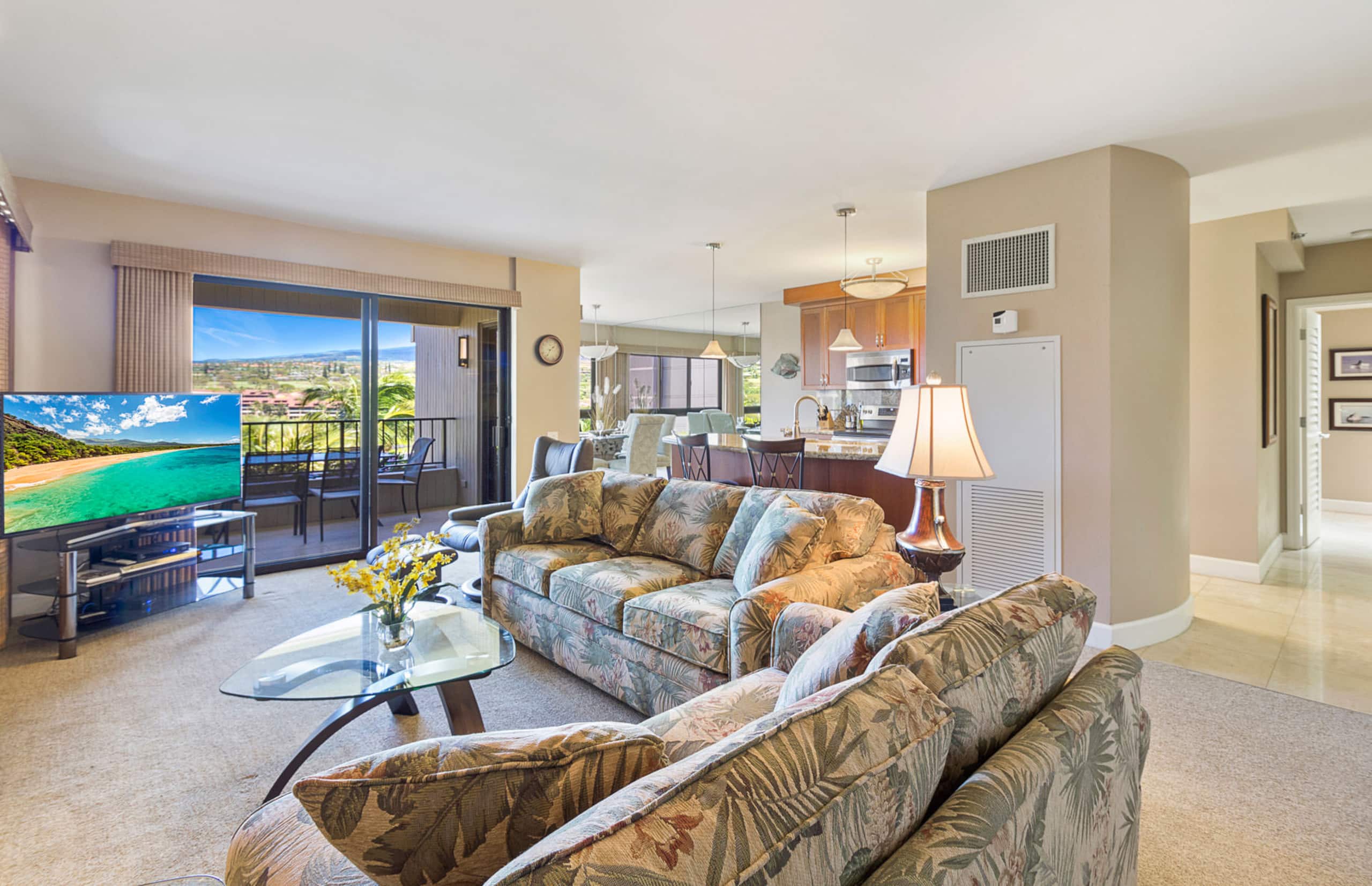 Condo in Lahaina · ★5.0 · 4 bedrooms · 6 beds · 4 baths - Image 12