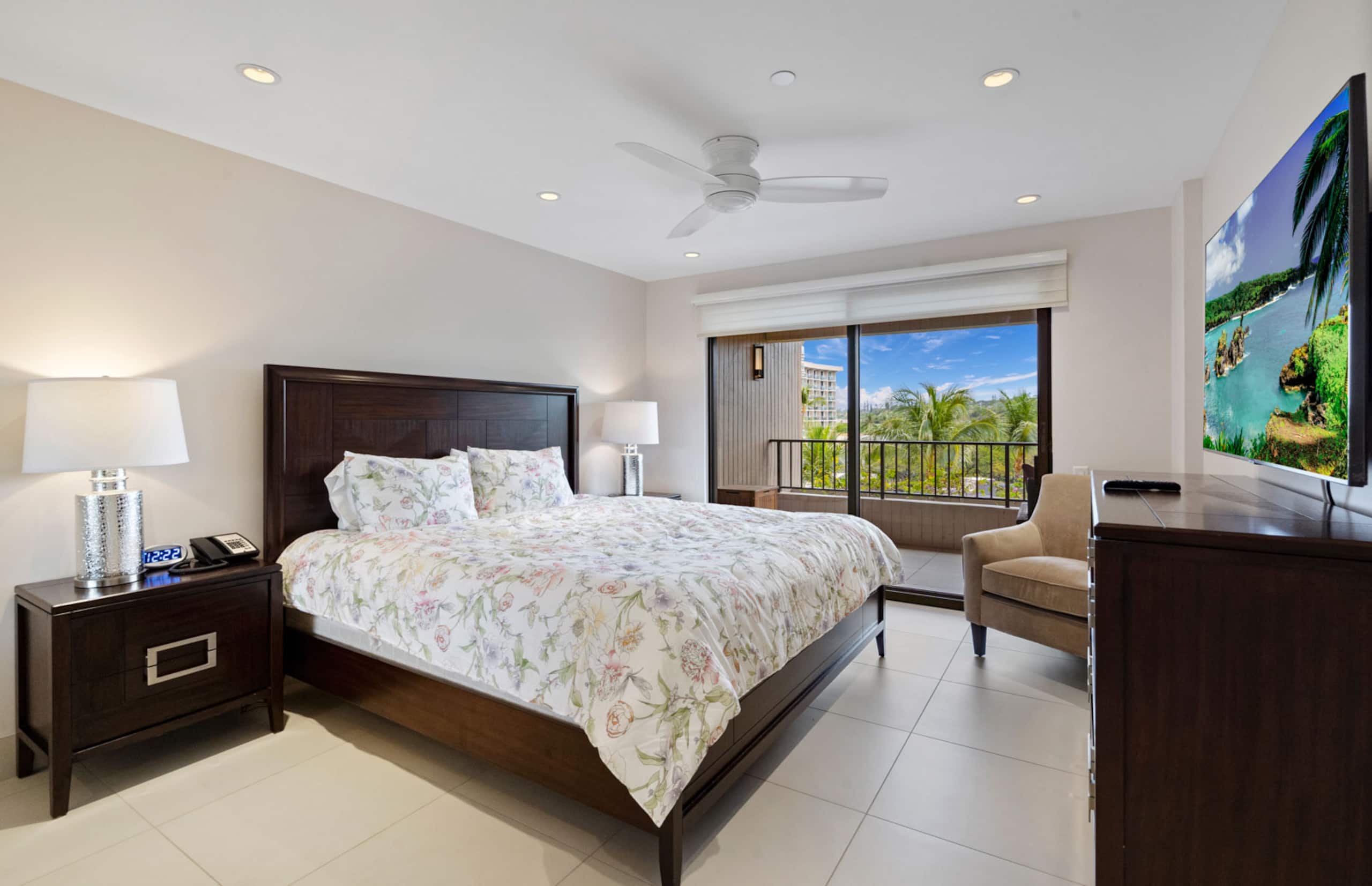 Condo in Lahaina · ★5.0 · 4 bedrooms · 6 beds · 4 baths - Image 44