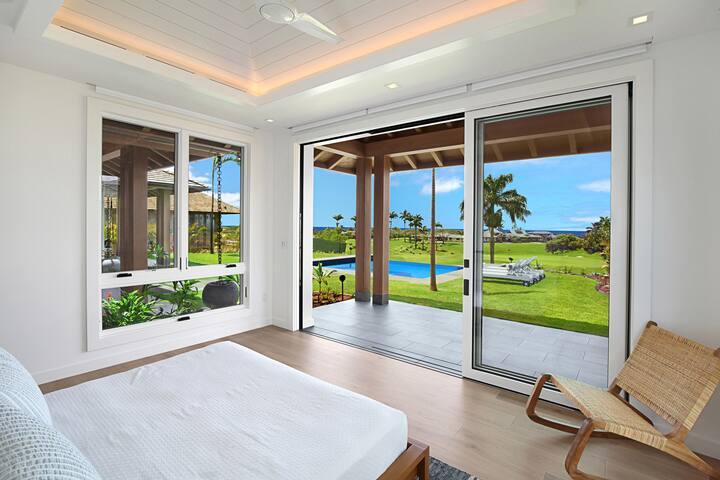 Hale Leimomi: Luxurious Comfort + Pool + Views! gallery image 3