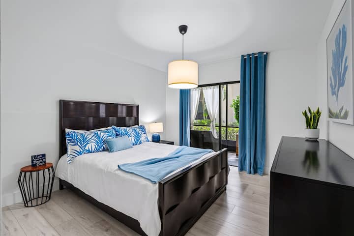 ห้องนอนผู้เข้าพักเตียงควีนไซส์