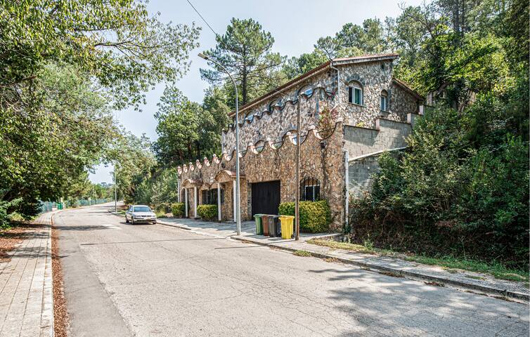 2 bedroom cozy apartment in Vidreres