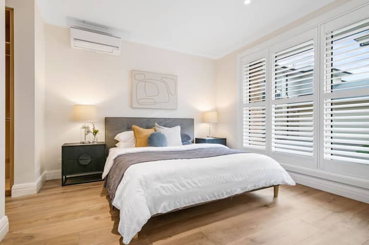 Majster na prízemí s vlastnou kúpeľňou 