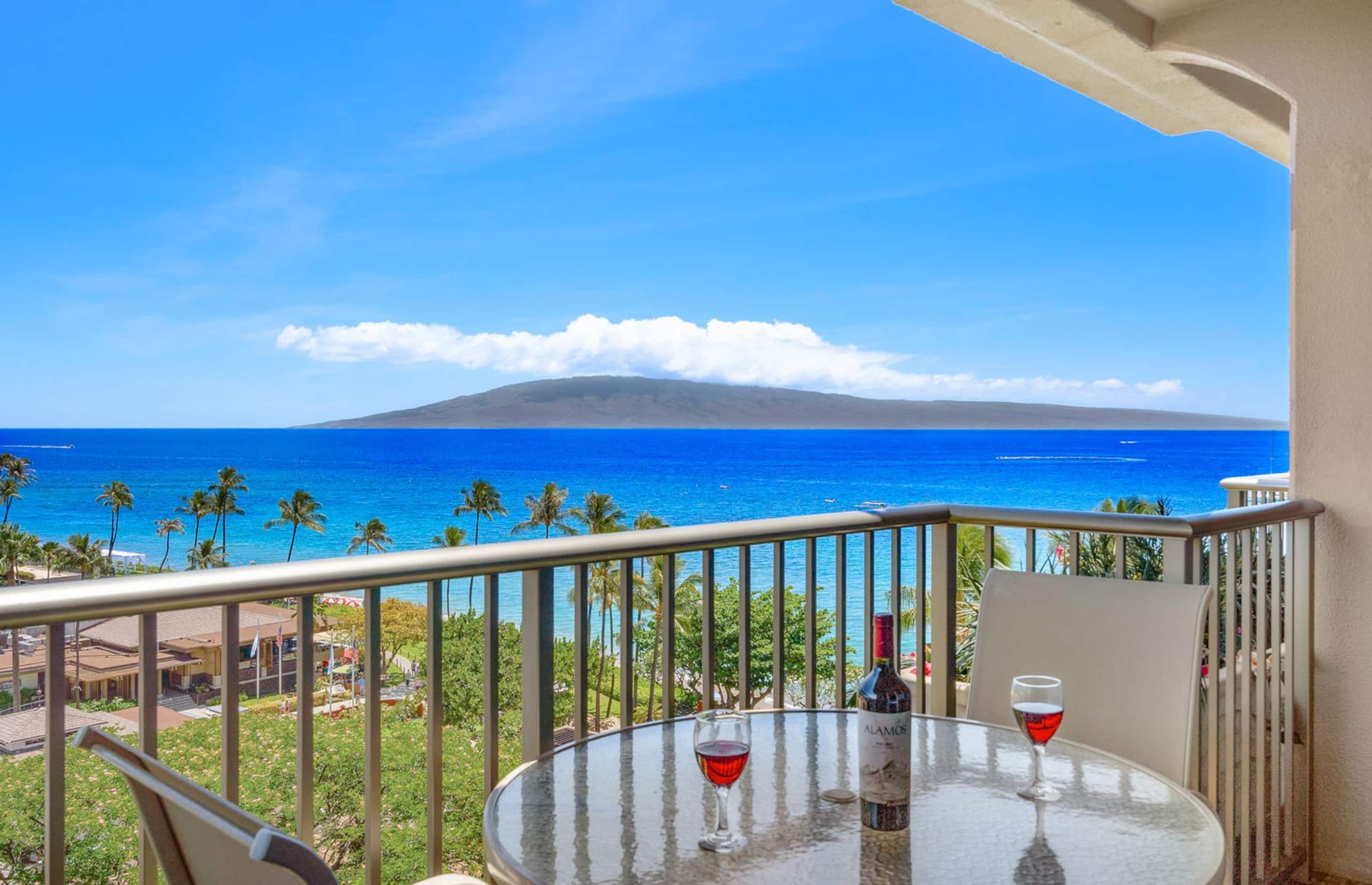 Condo in Lahaina · ★4.7 · Studio · 2 beds · 1 bath - Image 1