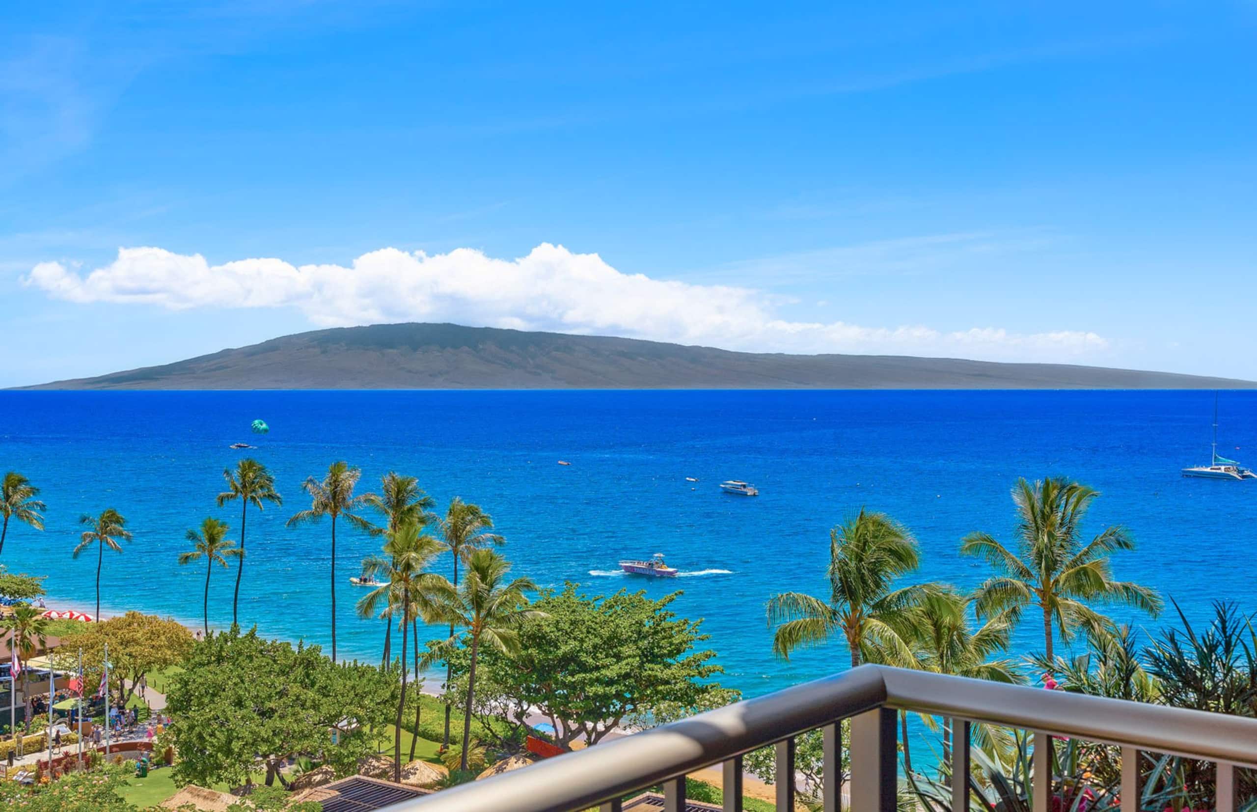 Condo in Lahaina · ★4.7 · Studio · 2 beds · 1 bath - Image 2