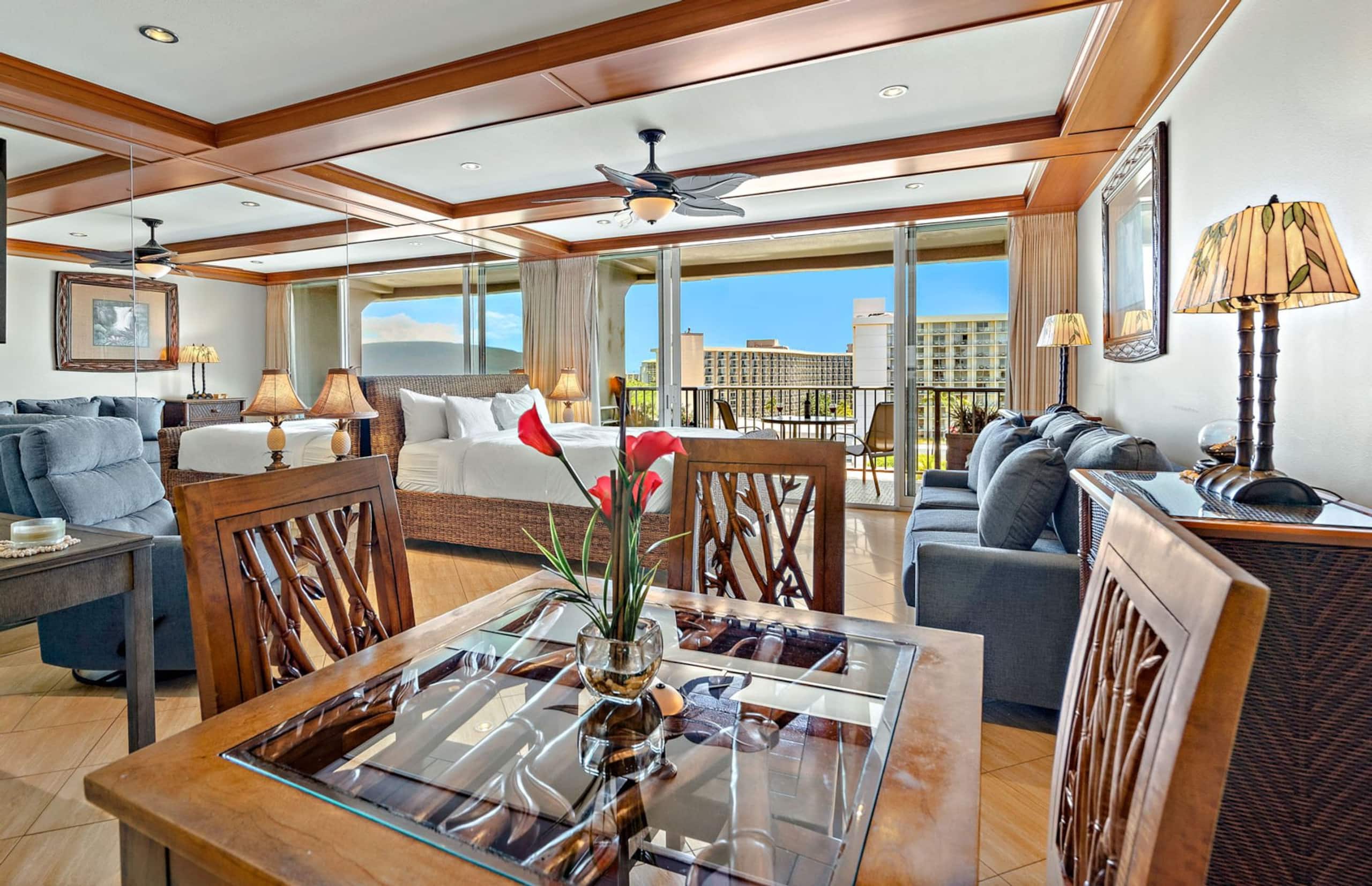 Condo in Lahaina · ★4.7 · Studio · 2 beds · 1 bath - Image 8