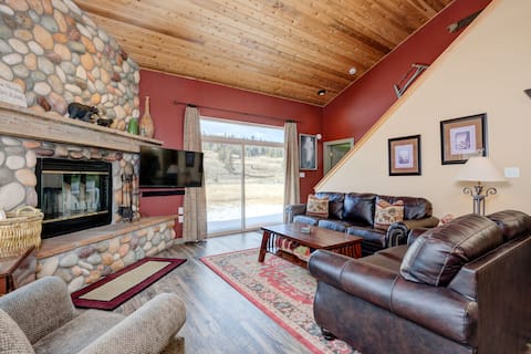 Cozy chalet w/fireplace close to Big Sky resort