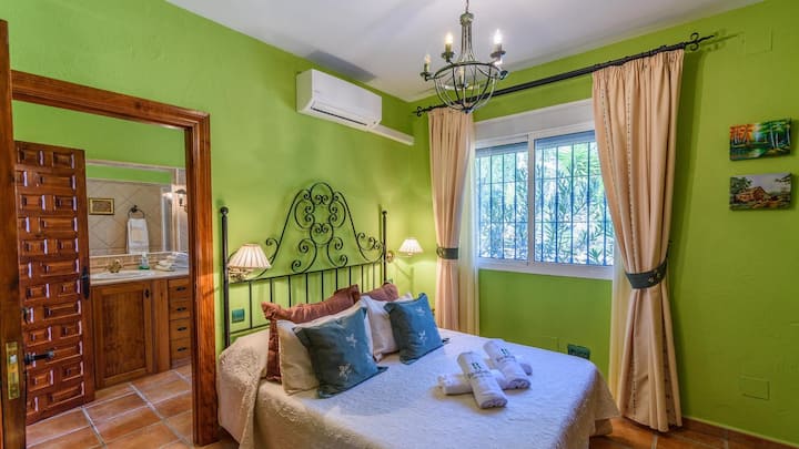 Ოთახები: საძინებელი