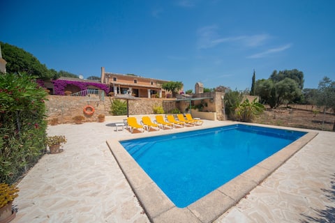 Top performing Airbnb: Sa Clota Nova in Felanich