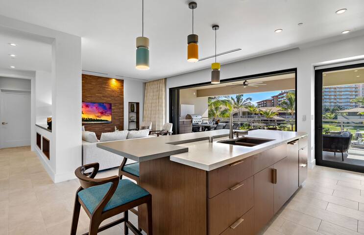 Maui Resort Rentals: Luana Garden Villas 10D gallery image 3