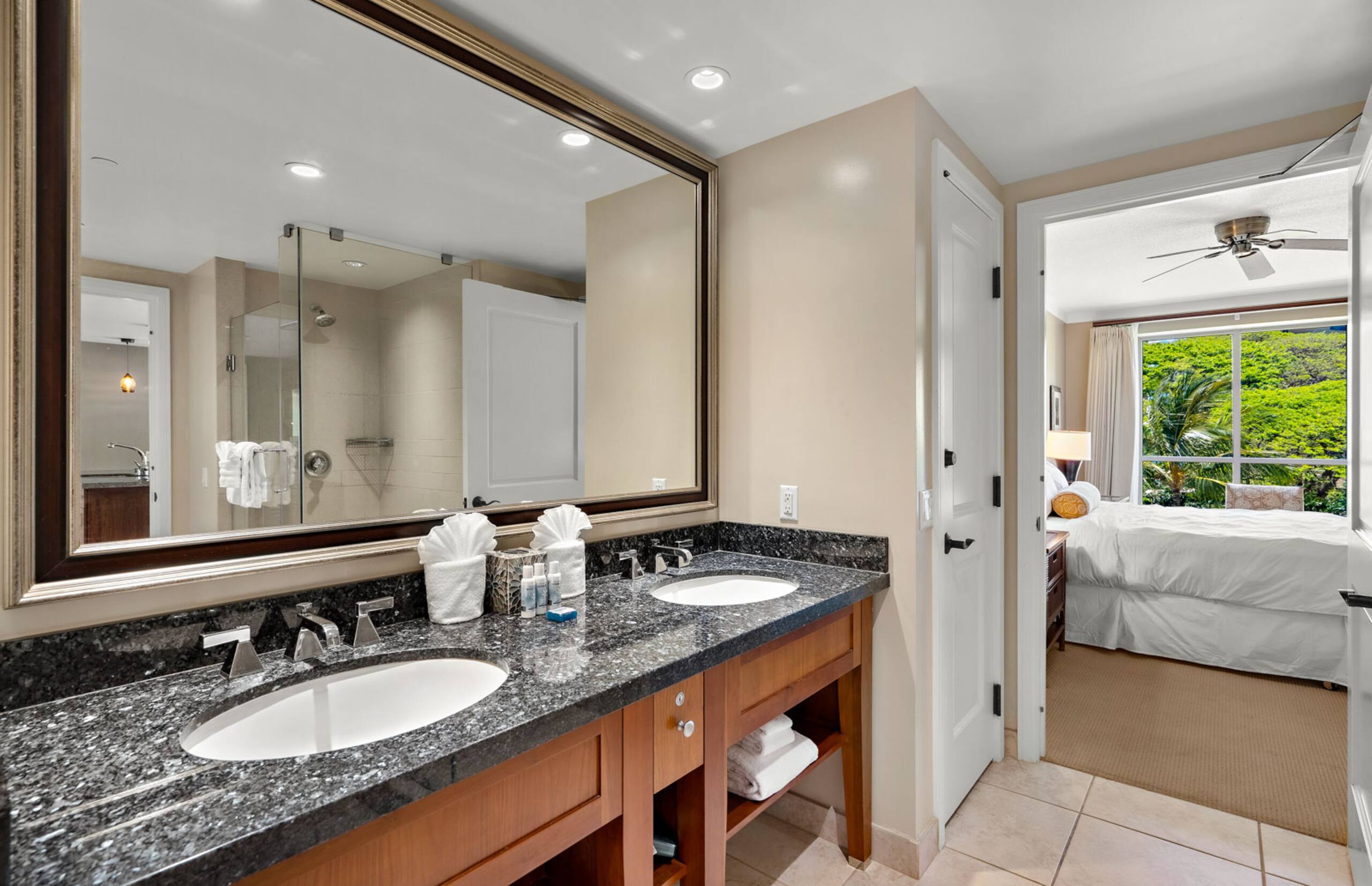 Condo in Lahaina · ★4.8 · 1 bedroom · 2 beds · 1 bath - Image 19