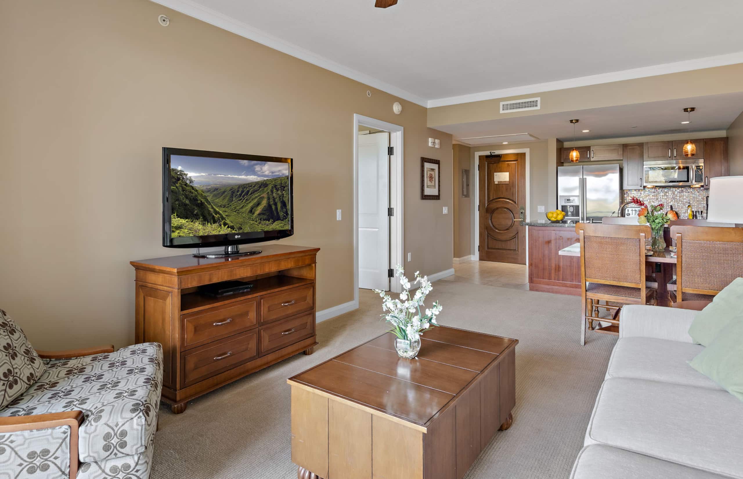 Condo in Lahaina · ★4.76 · 1 bedroom · 2 beds · 1 bath - Image 9