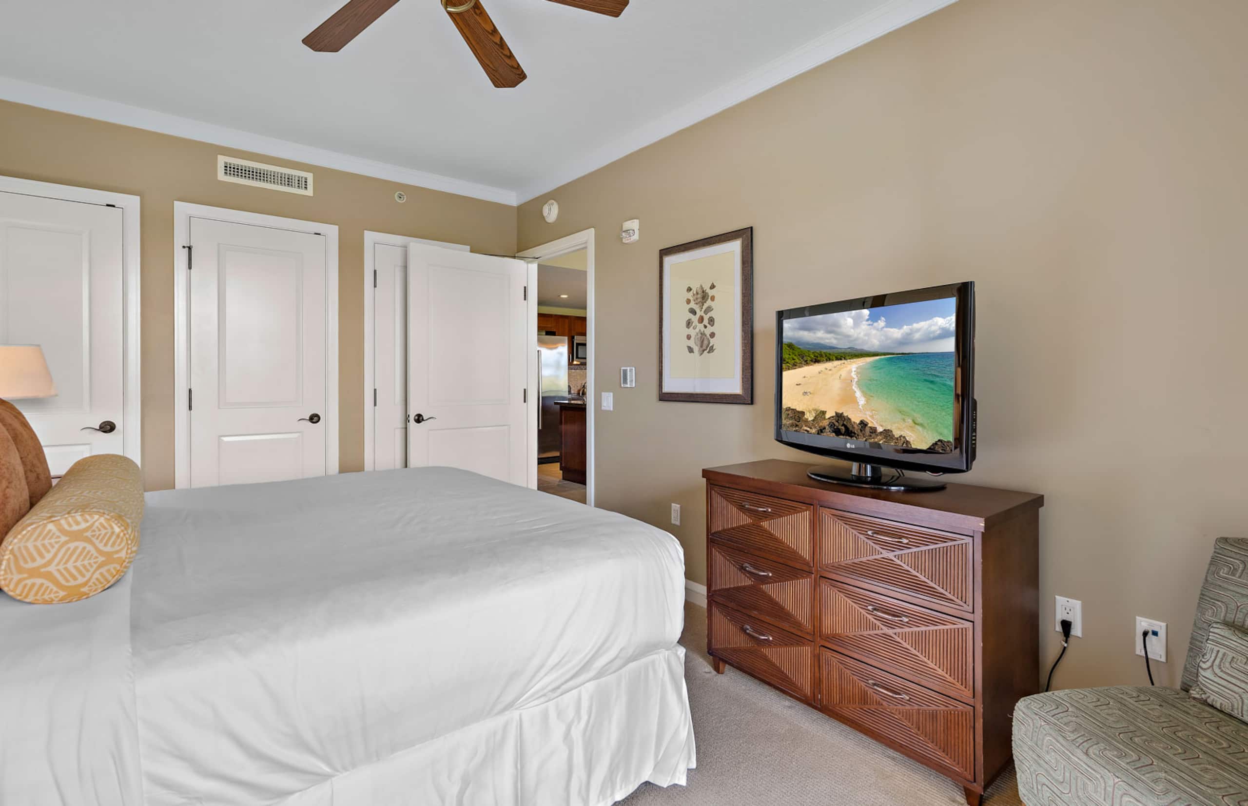 Condo in Lahaina · ★4.76 · 1 bedroom · 2 beds · 1 bath - Image 14