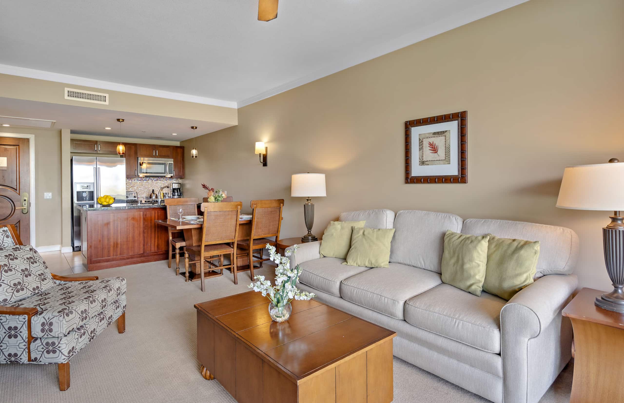 Condo in Lahaina · ★4.76 · 1 bedroom · 2 beds · 1 bath - Image 10