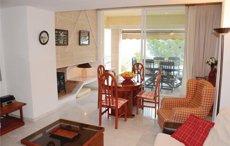 Nice apartment in Port de Pollença gallery image 2