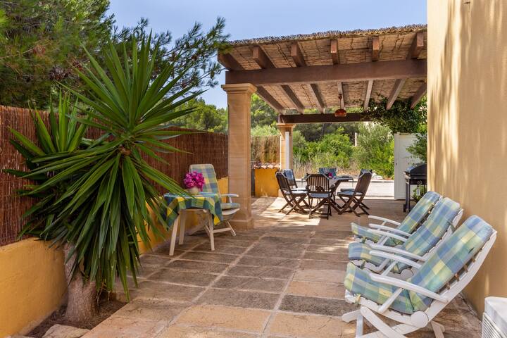 S Estanyol gallery image 4