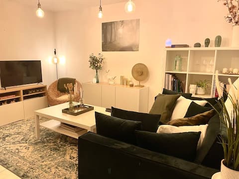 Annonce Airbnb populaire: Small cocoon in the heart of Annecy à Annecy