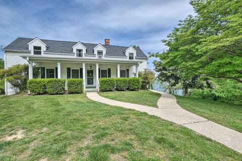 2 Mi to Lighthouse: Waterfront Home w/ Dock!
