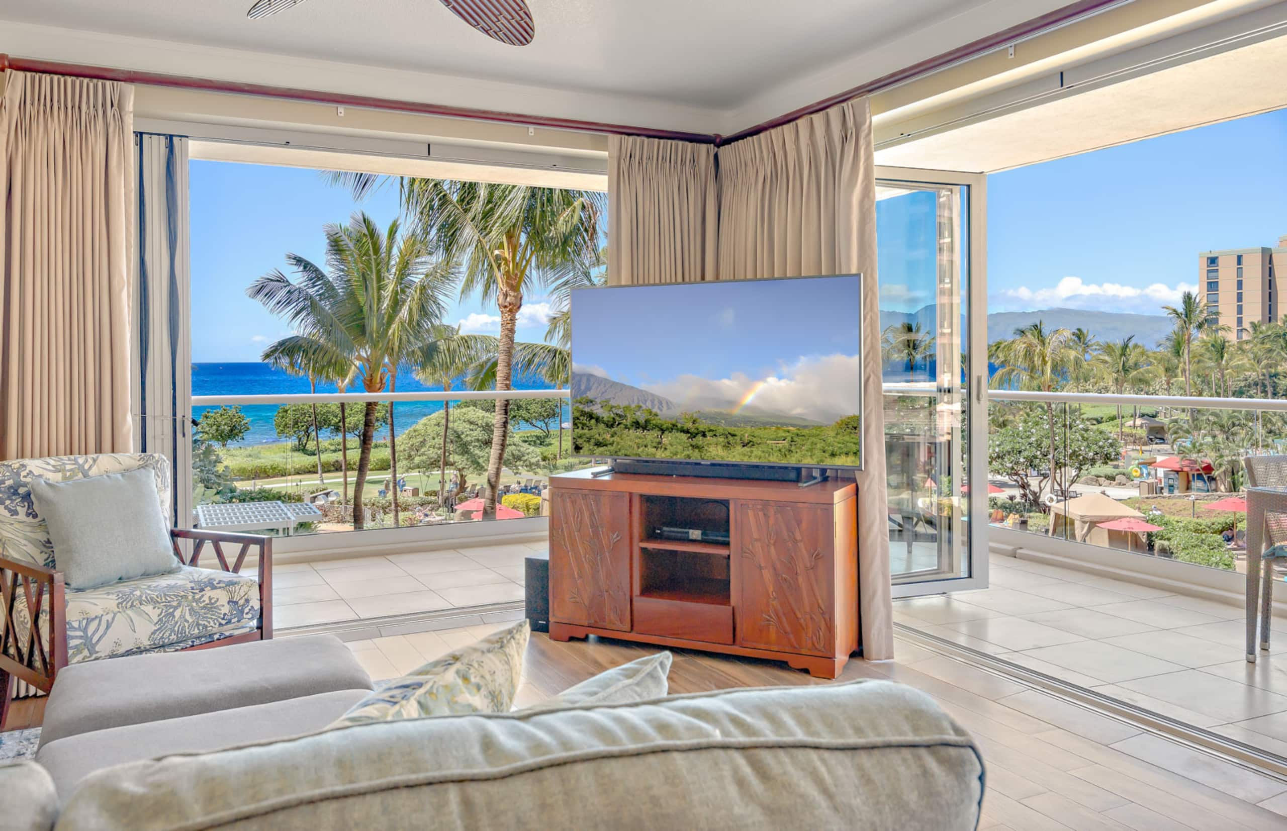 Condo in Lahaina · ★4.88 · 2 bedrooms · 3 beds · 2 baths - Image 10