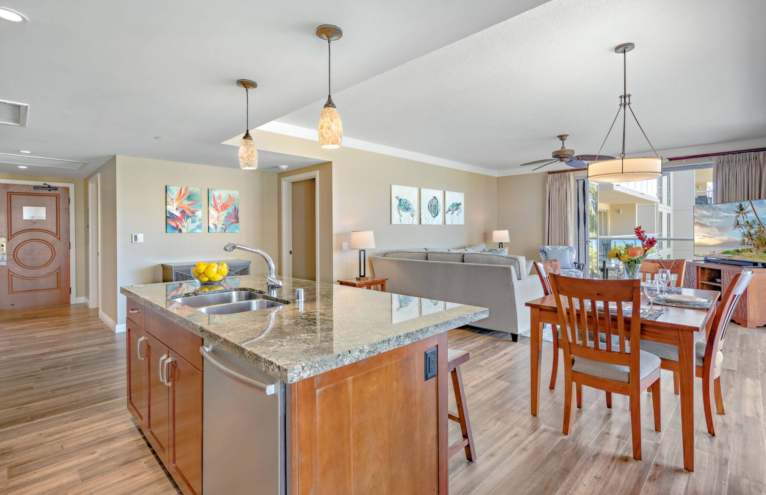 Condo in Lahaina · ★4.88 · 2 bedrooms · 3 beds · 2 baths - Image 9
